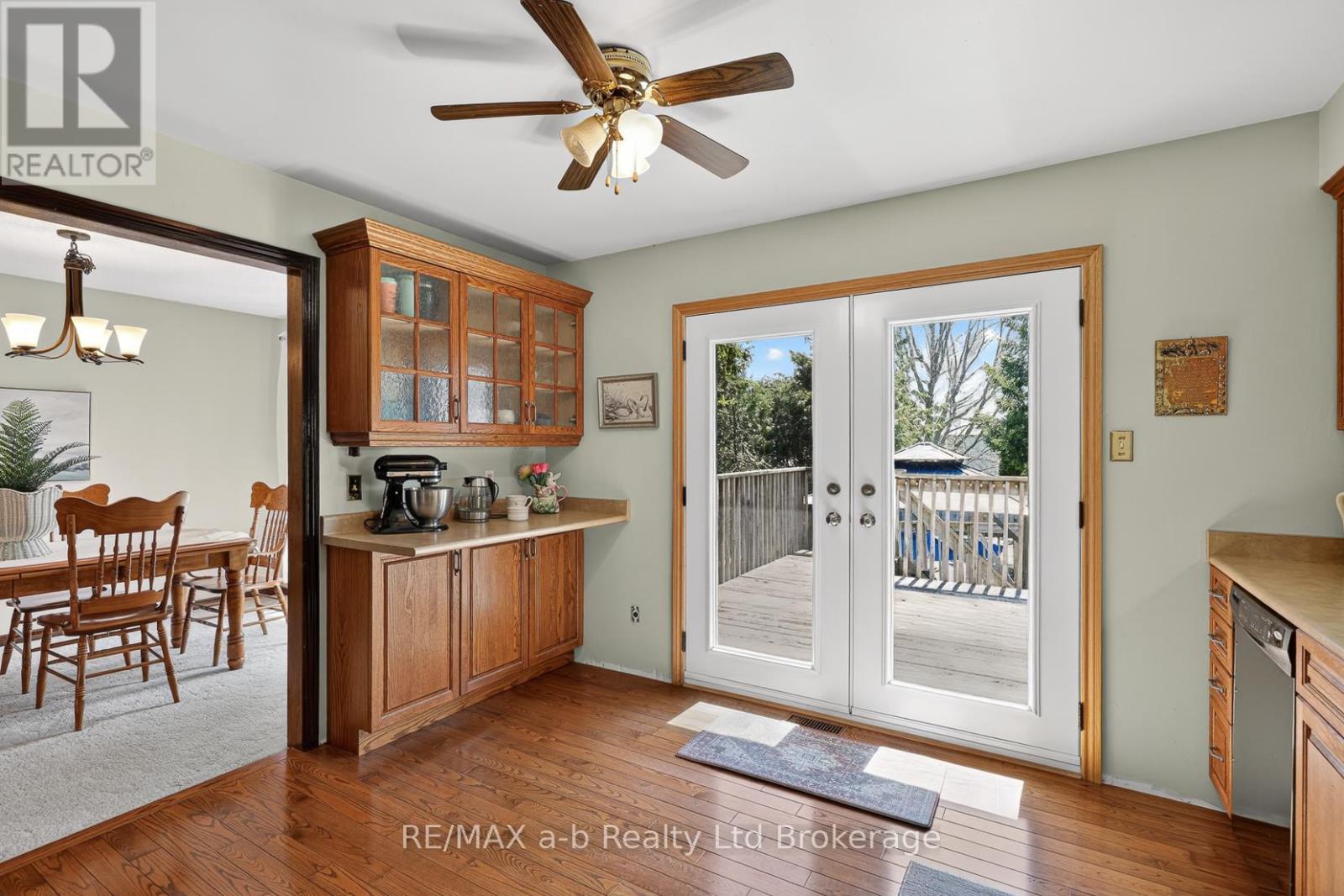 2487 Mossley Drive, Thames Centre, Ontario  N0L 1V0 - Photo 23 - X13053382