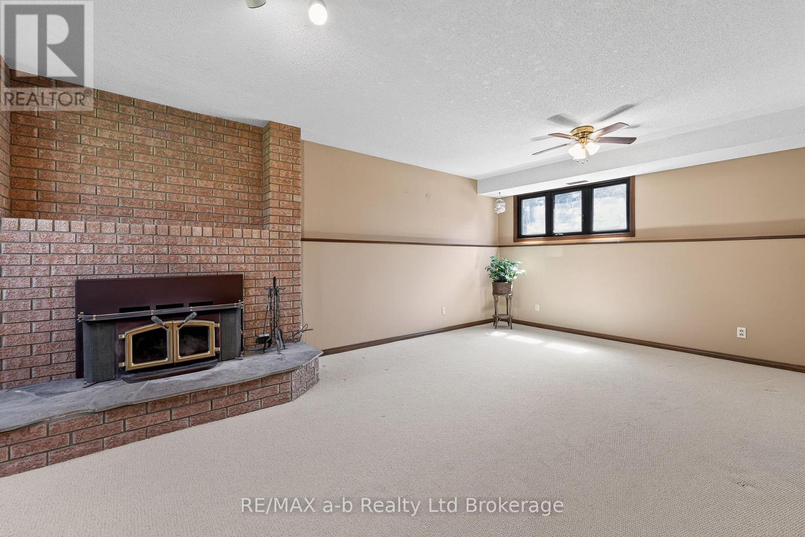 2487 Mossley Drive, Thames Centre, Ontario  N0L 1V0 - Photo 31 - X13053382