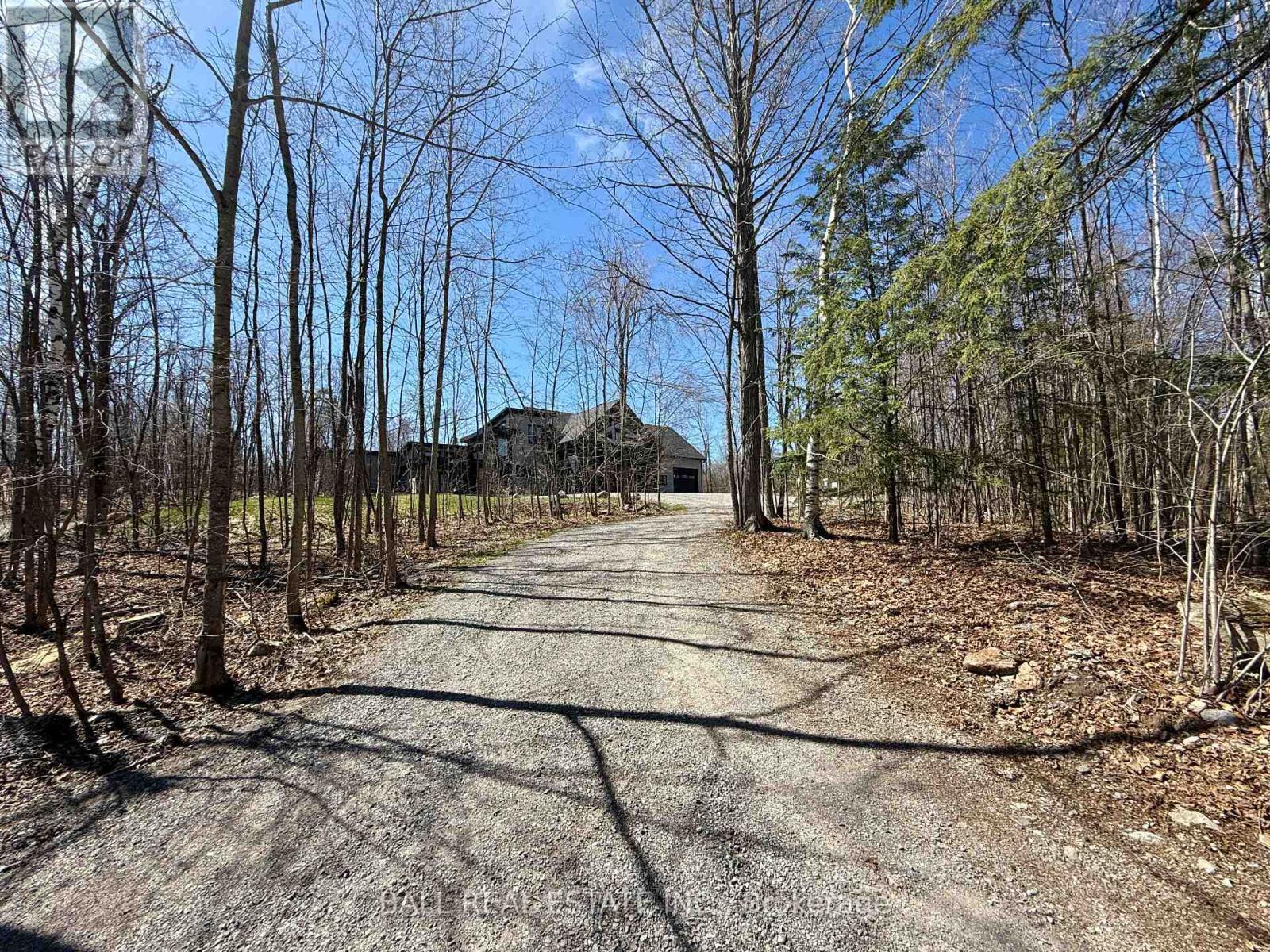 33 Laplantes Road, Trent Lakes, Ontario  K0L 1J0 - Photo 2 - X12904182