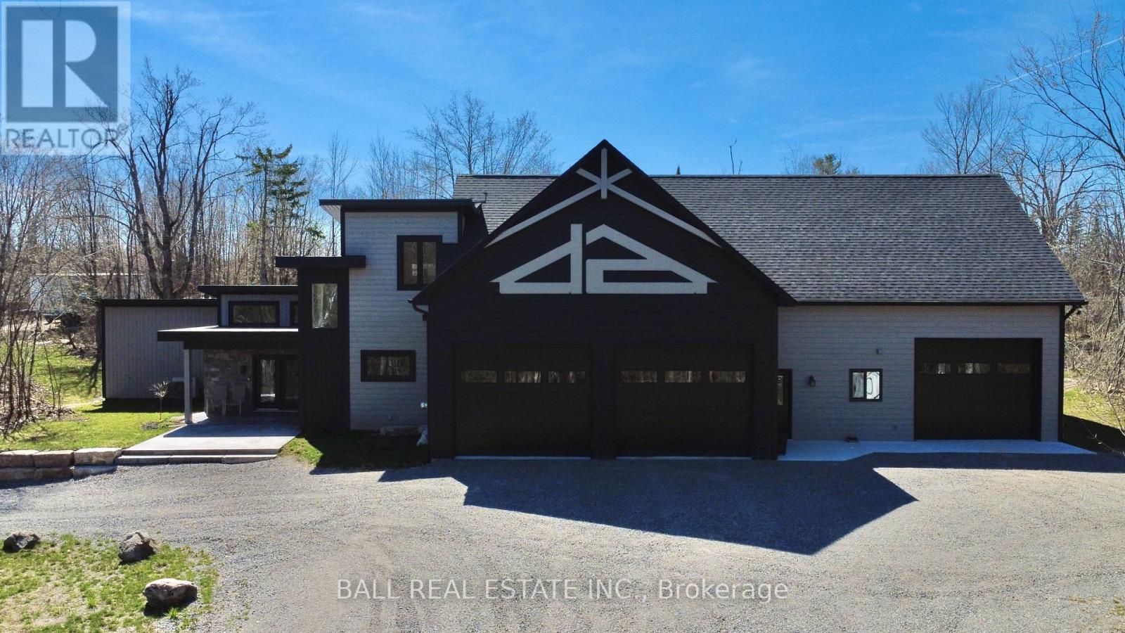 33 Laplantes Road, Trent Lakes, Ontario  K0L 1J0 - Photo 3 - X12904182