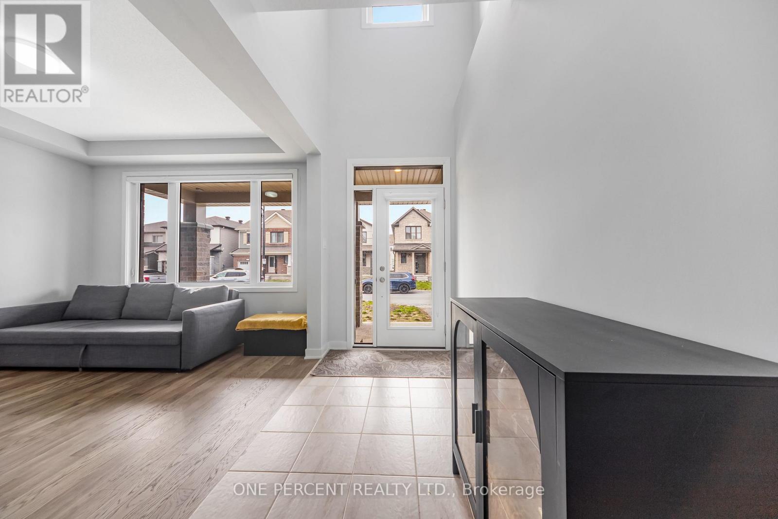 1016 Showman Street, Ottawa, Ontario  K0A 2Z0 - Photo 2 - X13050112