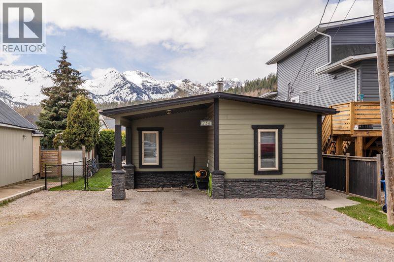 236 Riverside Drive, Fernie, British Columbia  V0B 1M1 - Photo 9 - 10385083