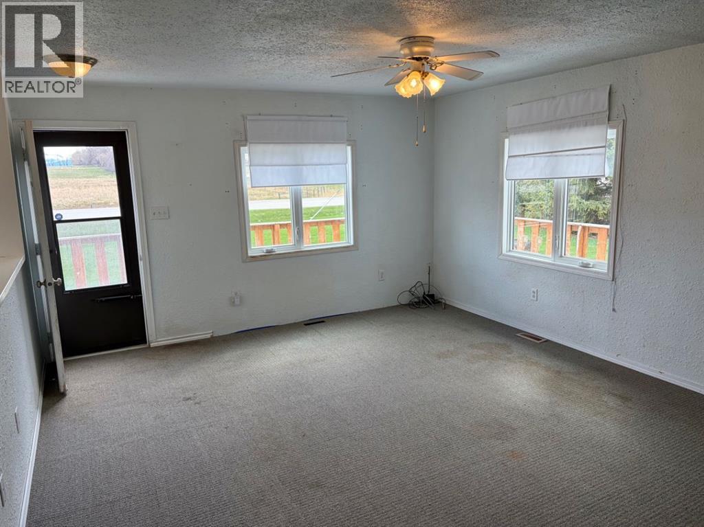 24e 3 Avenue S, Hill Spring, Alberta  T0K 1E0 - Photo 4 - A2305470