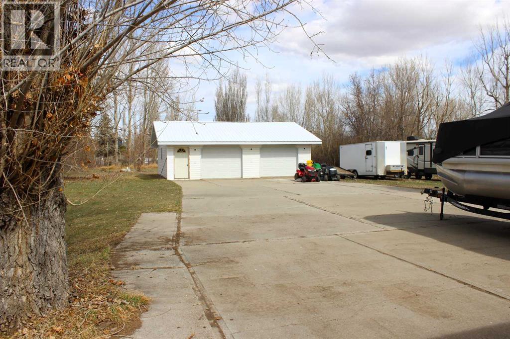 Blue Sign 114 145006 Cassils Rd Subdivision, Rural Newell, Alberta  T1R 1A0 - Photo 15 - A2272962