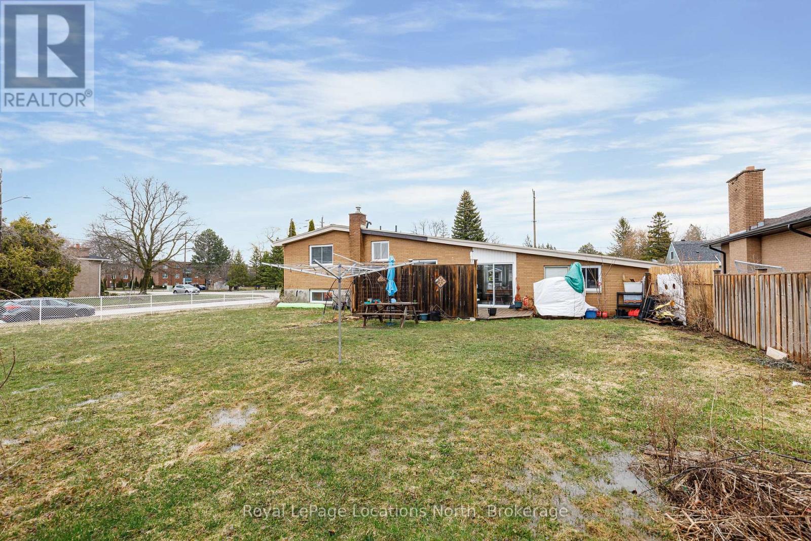 594 Oak Street, Collingwood, Ontario  L9Y 2Z1 - Photo 6 - S13053282