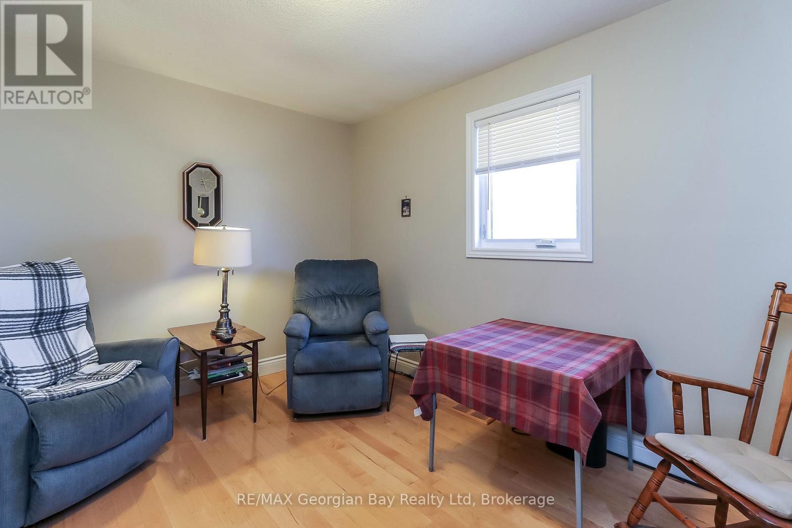 8 John Dillingno Street, Tay, Ontario  L0K 2A0 - Photo 12 - S13053318