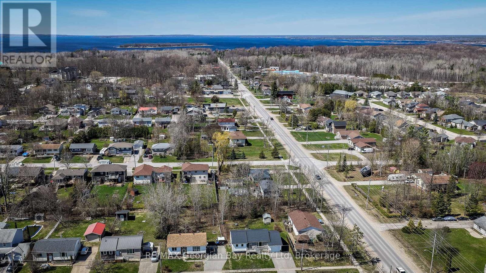 8 John Dillingno Street, Tay, Ontario  L0K 2A0 - Photo 38 - S13053318