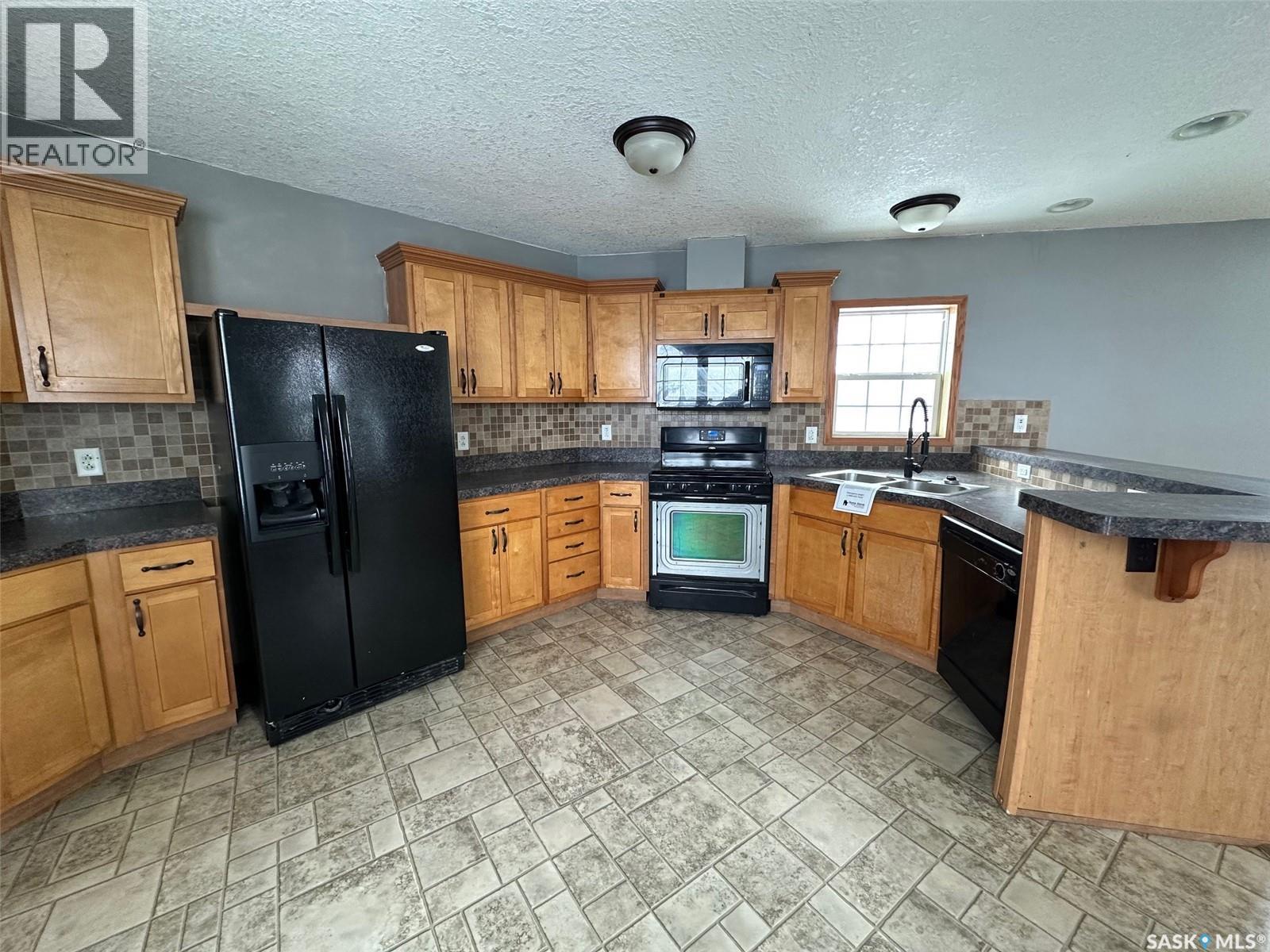 267 Hanson Avenue, Macoun, Saskatchewan  S0C 1P0 - Photo 8 - SK027465