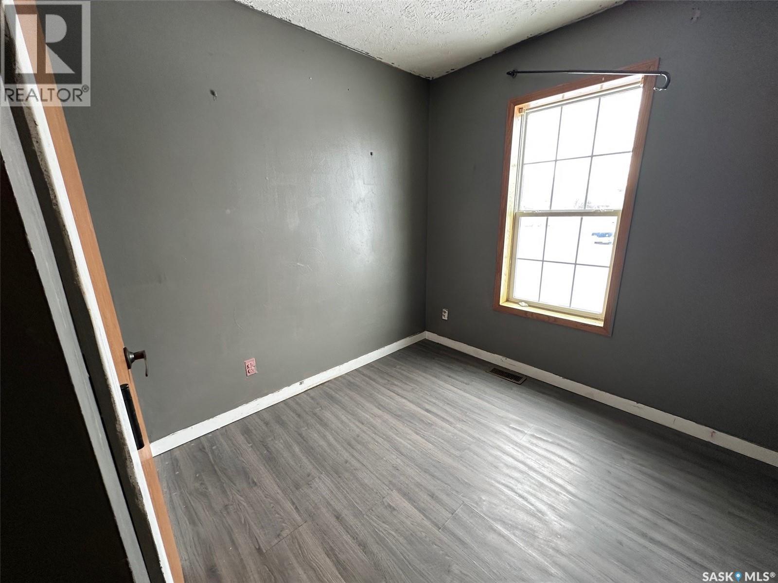 267 Hanson Avenue, Macoun, Saskatchewan  S0C 1P0 - Photo 20 - SK027465