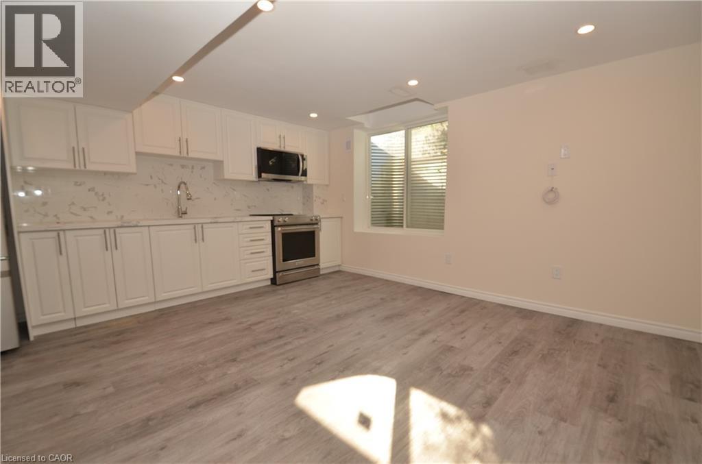 4 Findlay Drive Unit# B, Ancaster, Ontario  L9K 0H4 - Photo 7 - 40824956