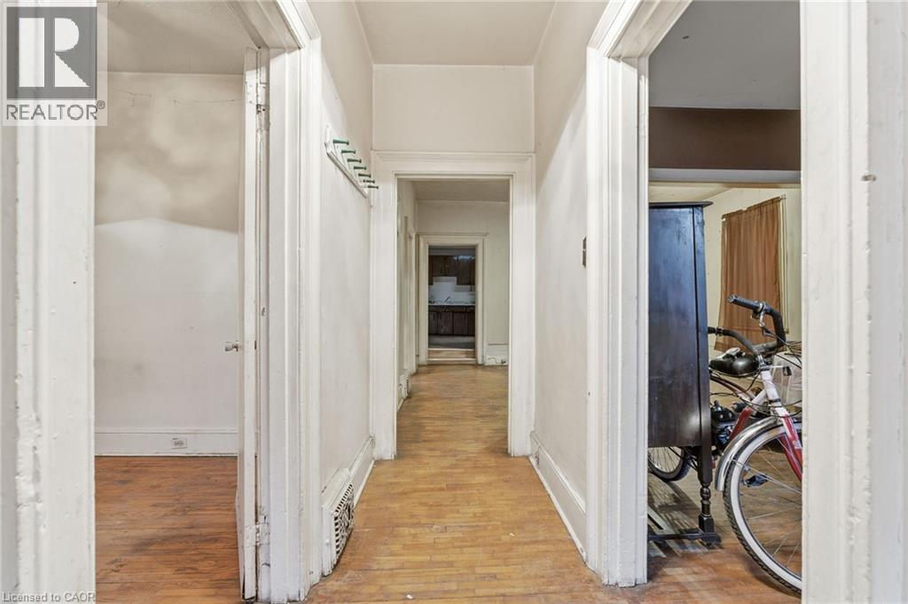 42 Burlington Street E, Hamilton, Ontario  L8L 4G4 - Photo 9 - 40824941