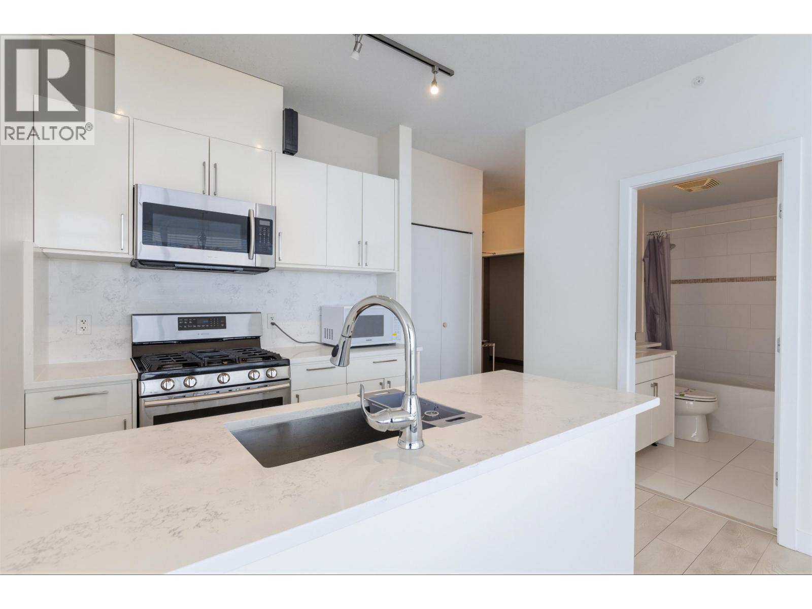 1804 8288 Lansdowne Road, Richmond, British Columbia  V6X 0B3 - Photo 13 - R3116001