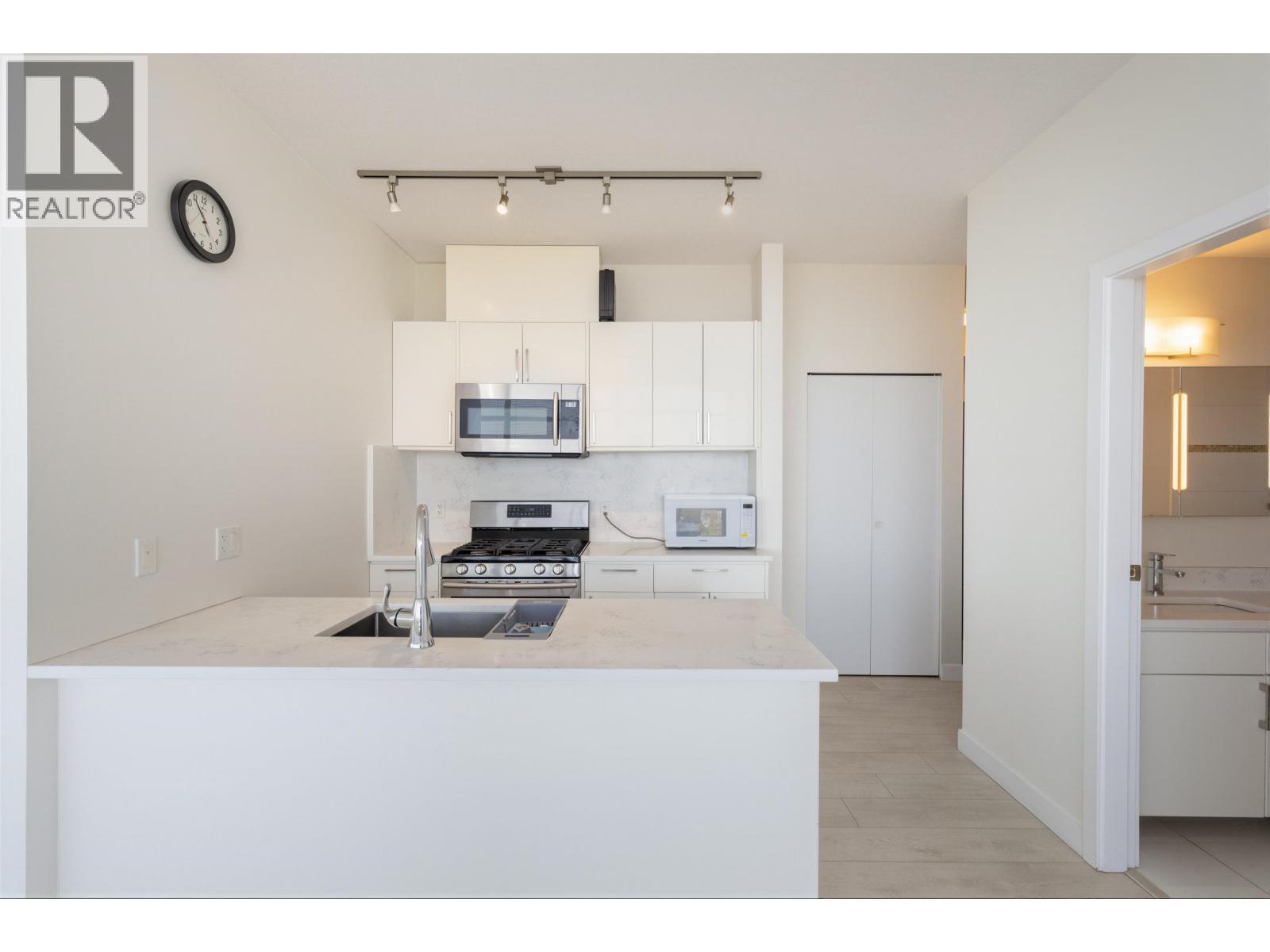 1804 8288 Lansdowne Road, Richmond, British Columbia  V6X 0B3 - Photo 14 - R3116001