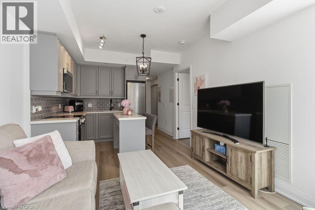 2333 KHALSA Gate Unit# 706, Oakville, Ontario