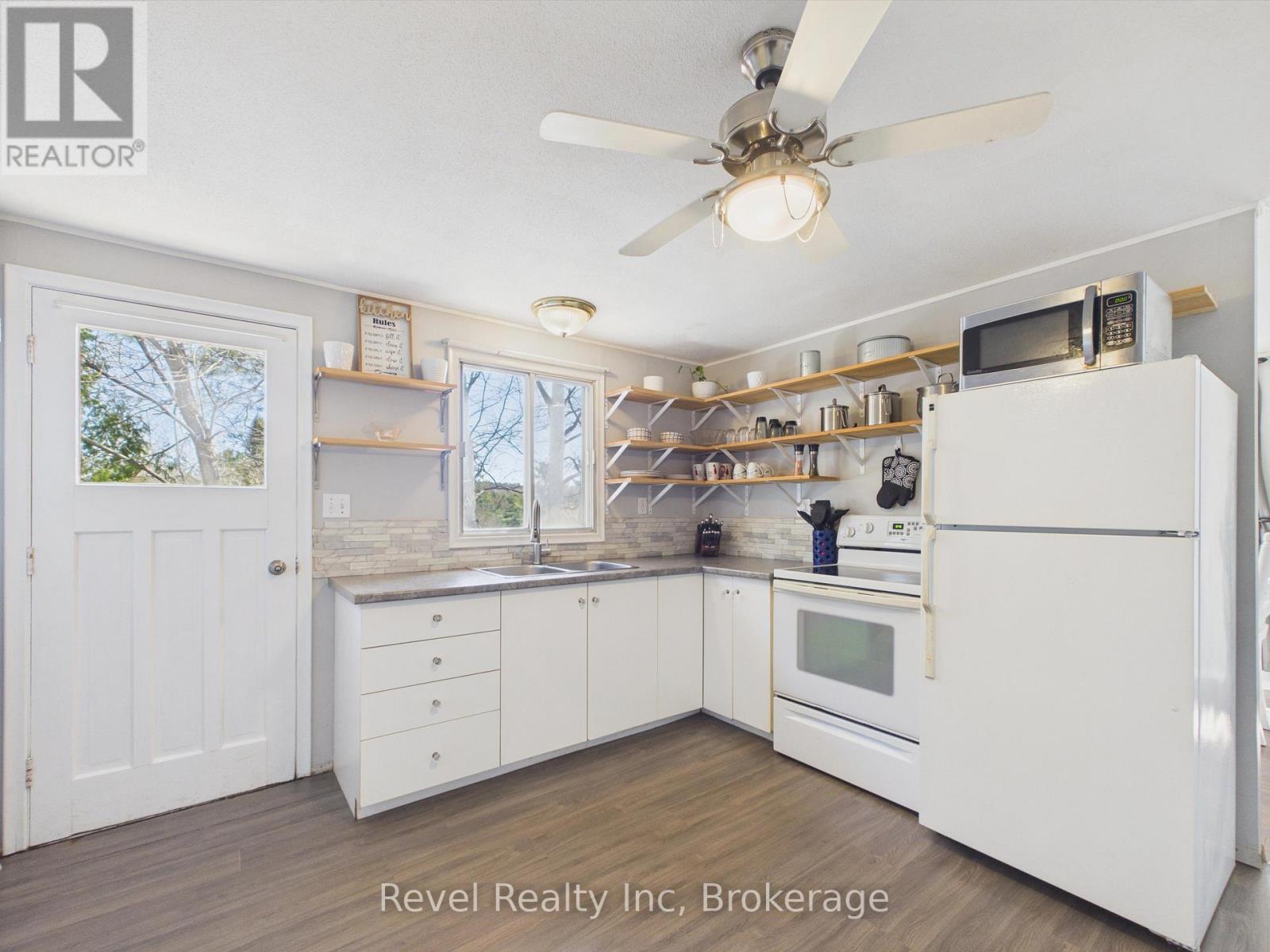 3 Wellington Street, Bracebridge, Ontario  P1L 1E8 - Photo 11 - X13053256