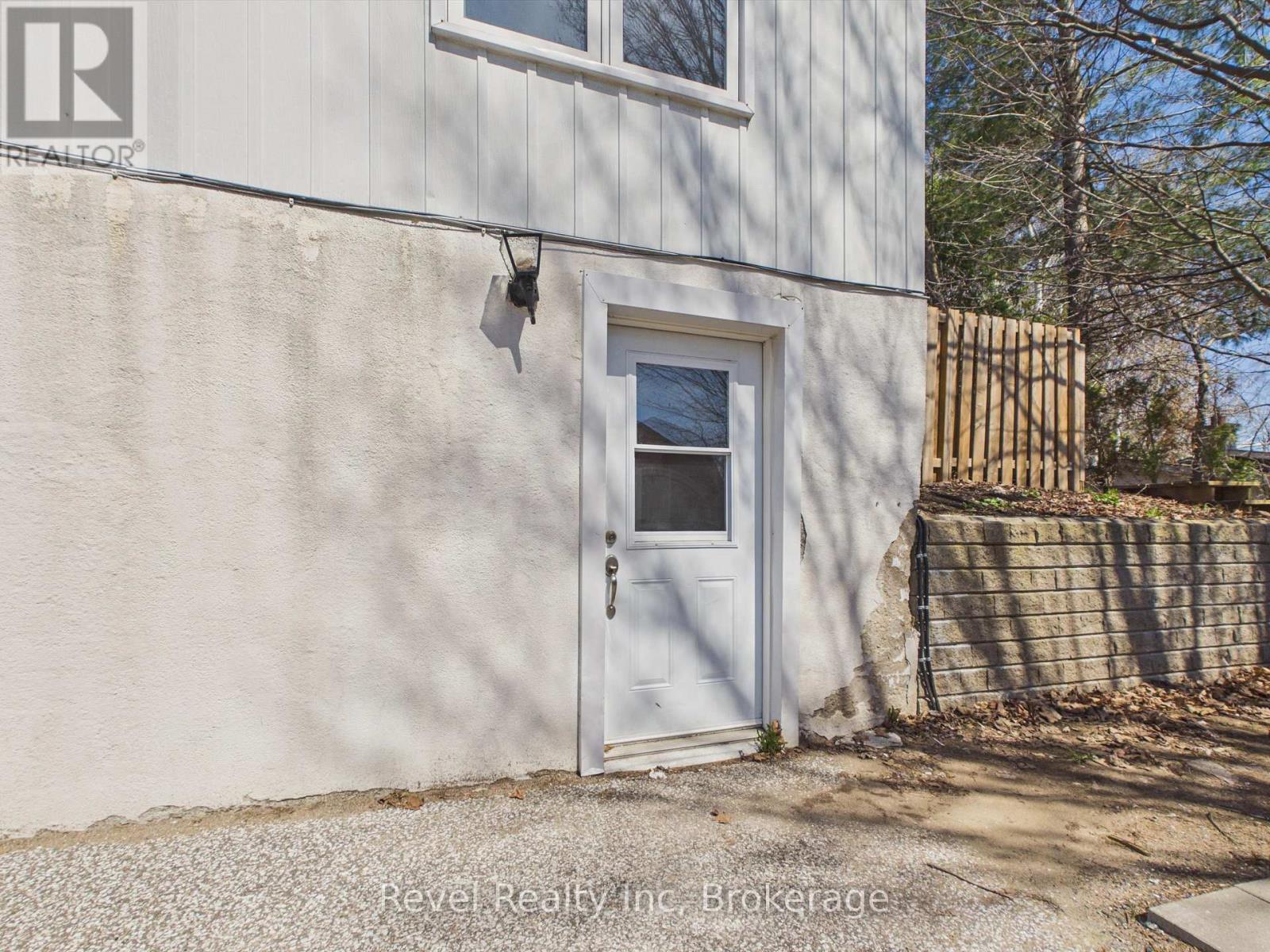 3 Wellington Street, Bracebridge, Ontario  P1L 1E8 - Photo 22 - X13053256