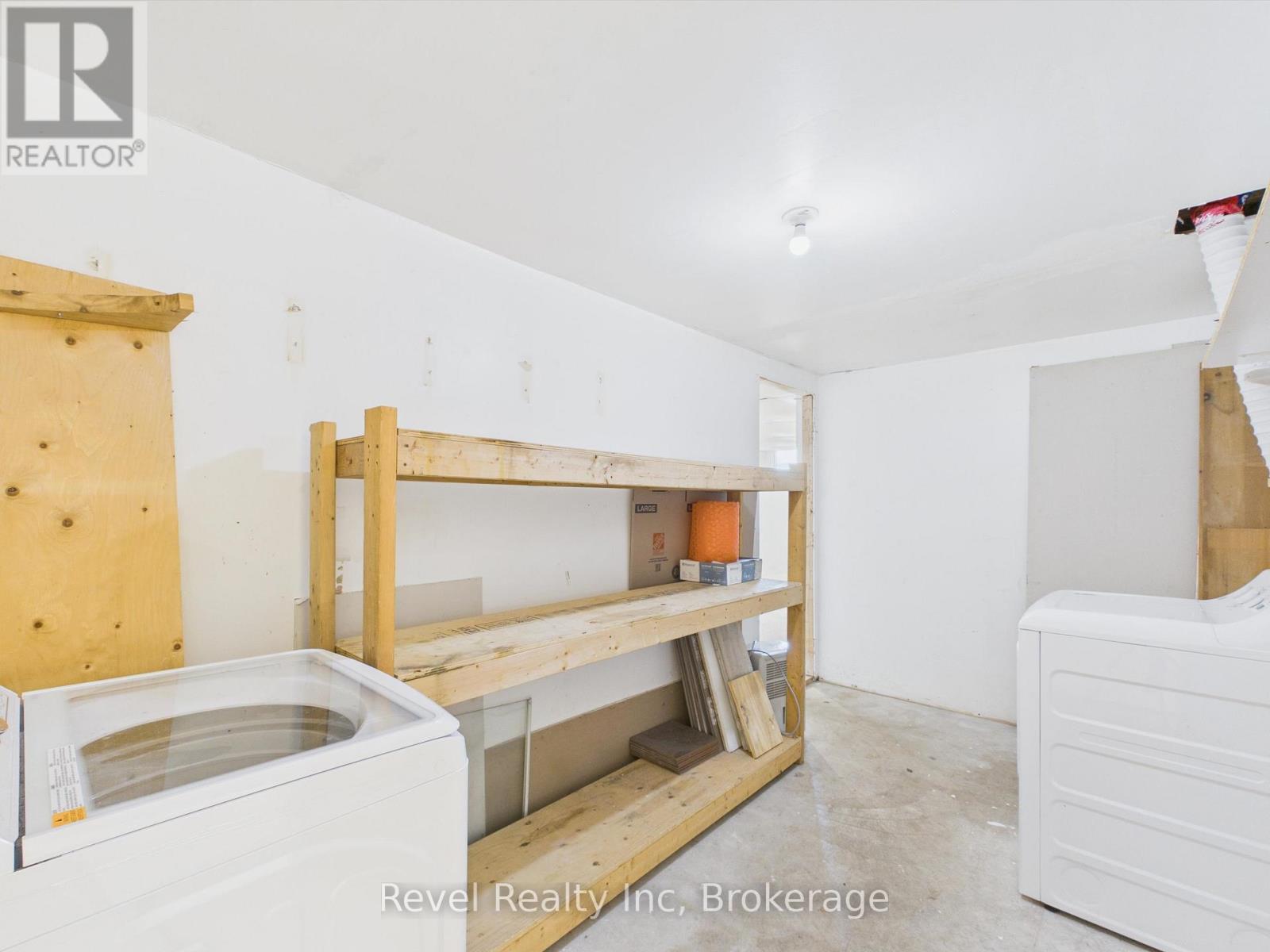 3 Wellington Street, Bracebridge, Ontario  P1L 1E8 - Photo 31 - X13053256