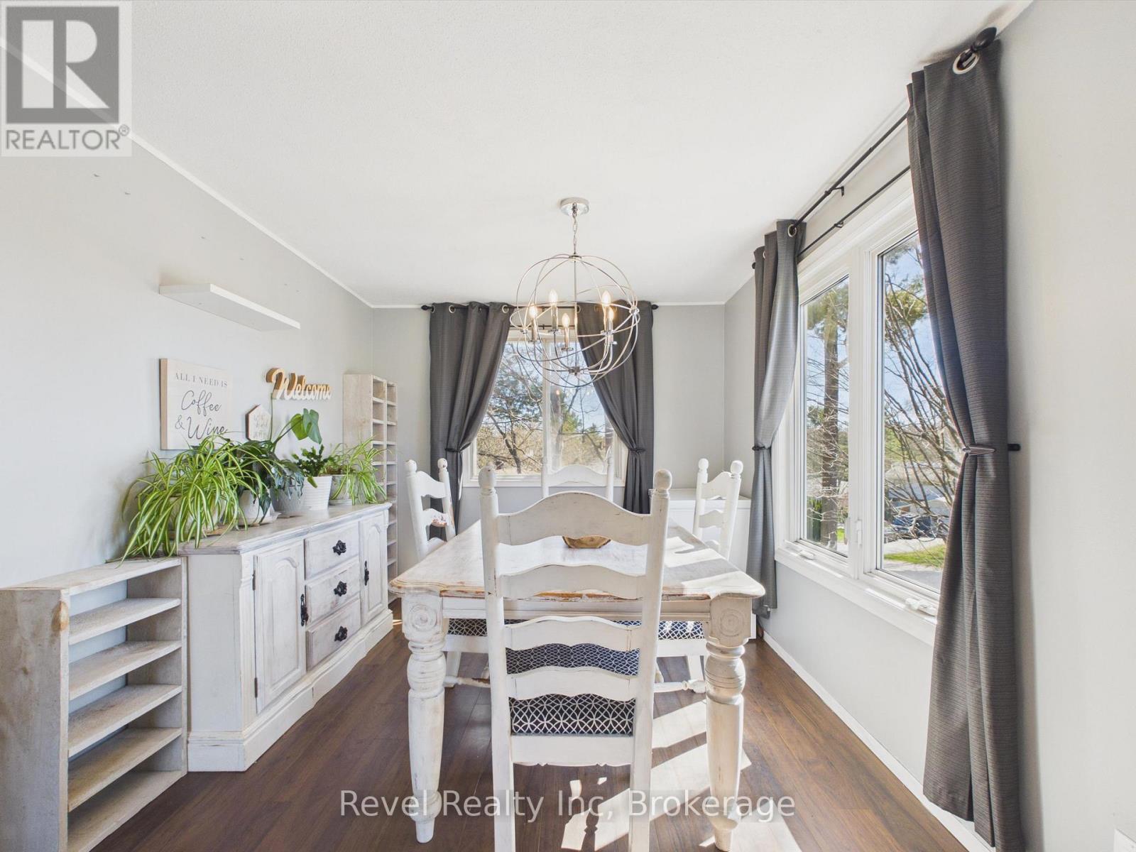 3 Wellington Street, Bracebridge, Ontario  P1L 1E8 - Photo 9 - X13053256