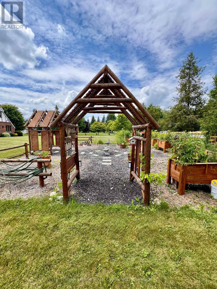 5792 8th Line E, Guelph/eramosa, Ontario  N0B 1B0 - Photo 41 - X13053452