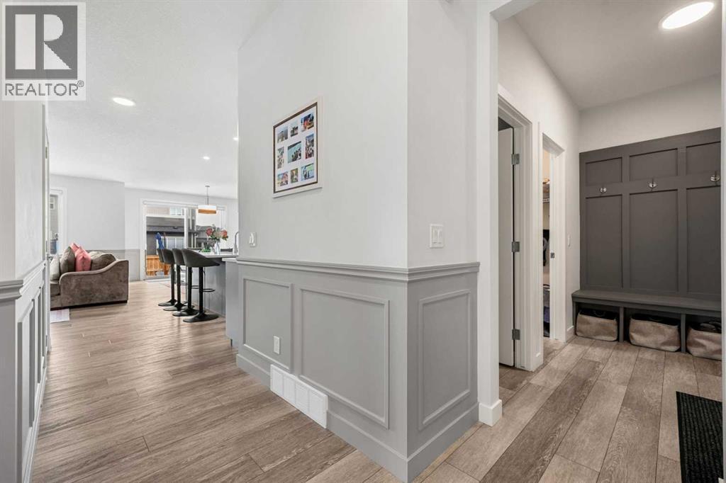 32 Paint Horse Crescent, Cochrane, Alberta  T4C 2V7 - Photo 14 - A2305369