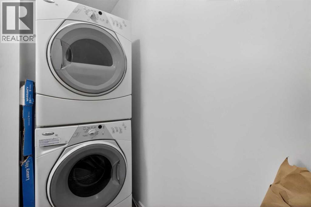 414, 10 Dover Point Se, Calgary, Alberta  T2P 3K2 - Photo 3 - A2305850