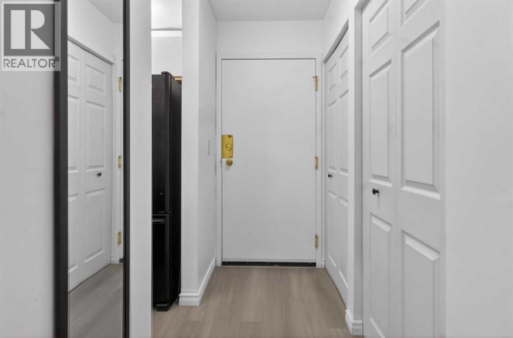 414, 10 Dover Point Se, Calgary, Alberta  T2P 3K2 - Photo 2 - A2305850