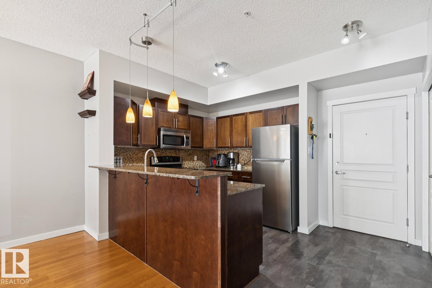 #101 11140 68 Av Nw, Edmonton, Alberta  T6H 2C2 - Photo 2 - E4484471