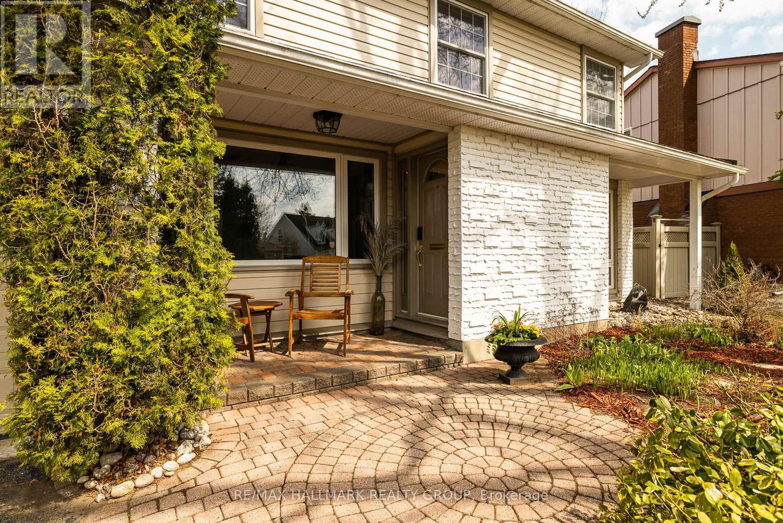 1851 Appleford Street, Ottawa, Ontario  K1J 6T5 - Photo 5 - X13053440