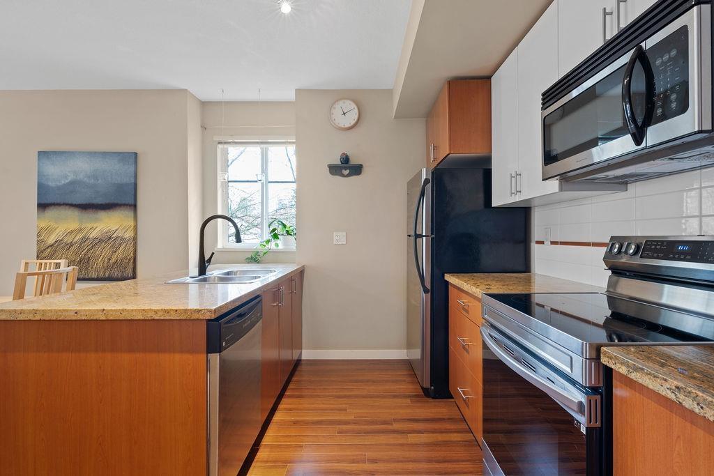 51 13239 Old Yale Road, Surrey, British Columbia  V3T 3C5 - Photo 8 - R3116709