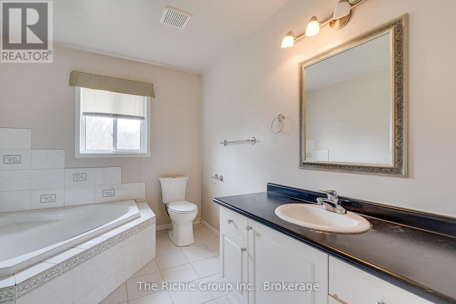 9375 County Rd 1 Road, Adjala-Tosorontio, Ontario  L0N 1P0 - Photo 13 - N13013886