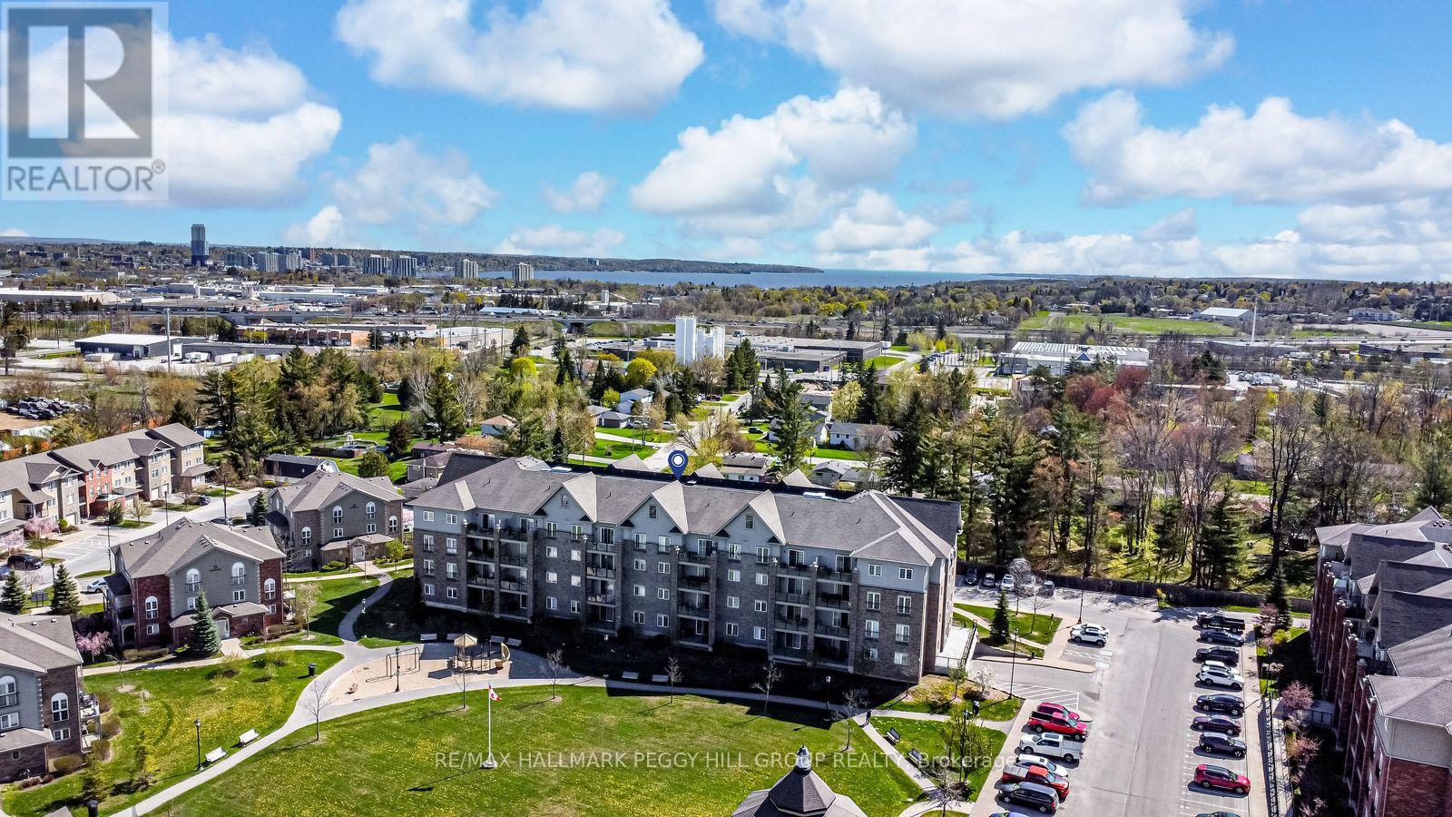 405 - 45 FERNDALE DRIVE S, Barrie, Ontario