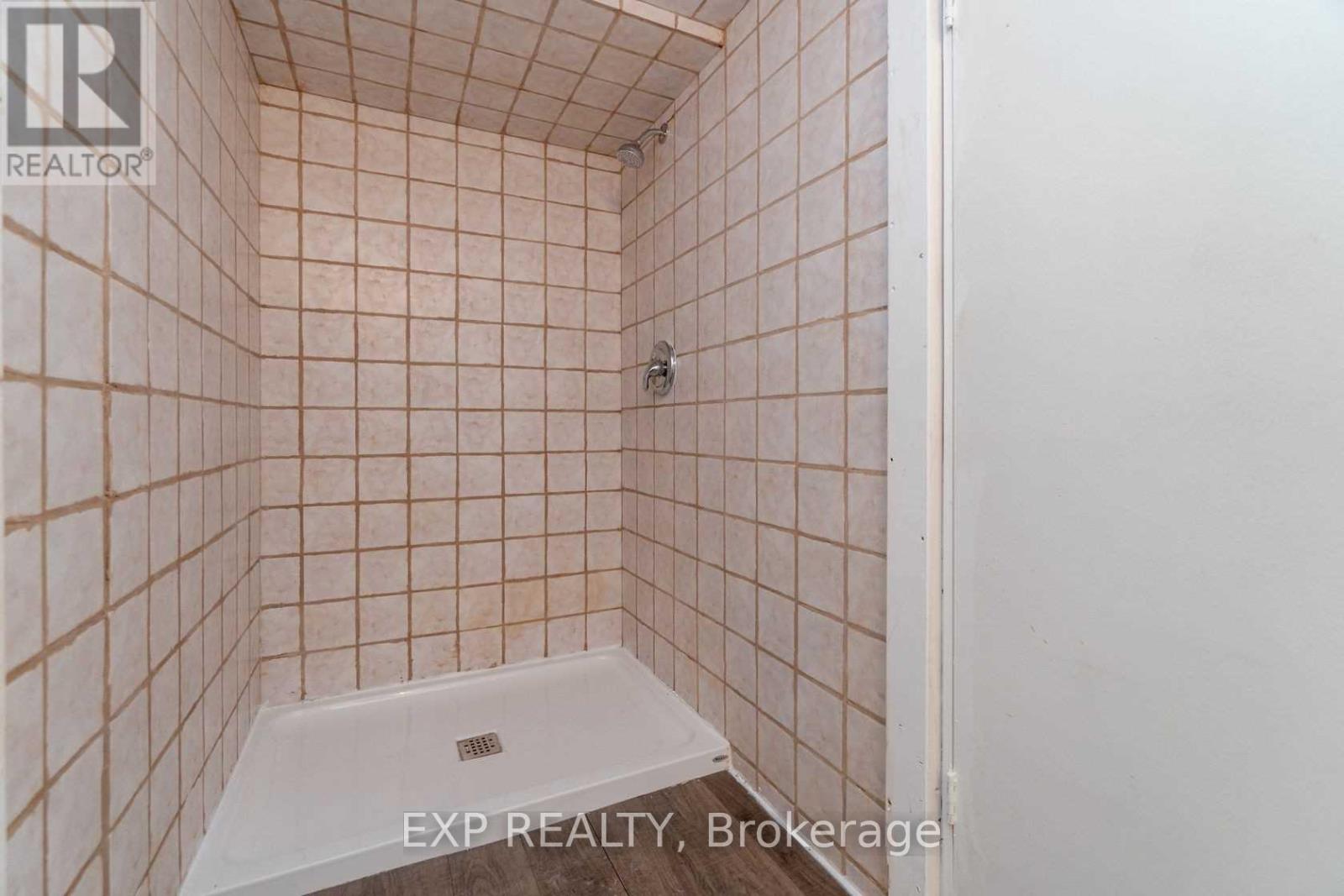 204 John Street, Brampton, Ontario  L6W 2A6 - Photo 14 - W12843510