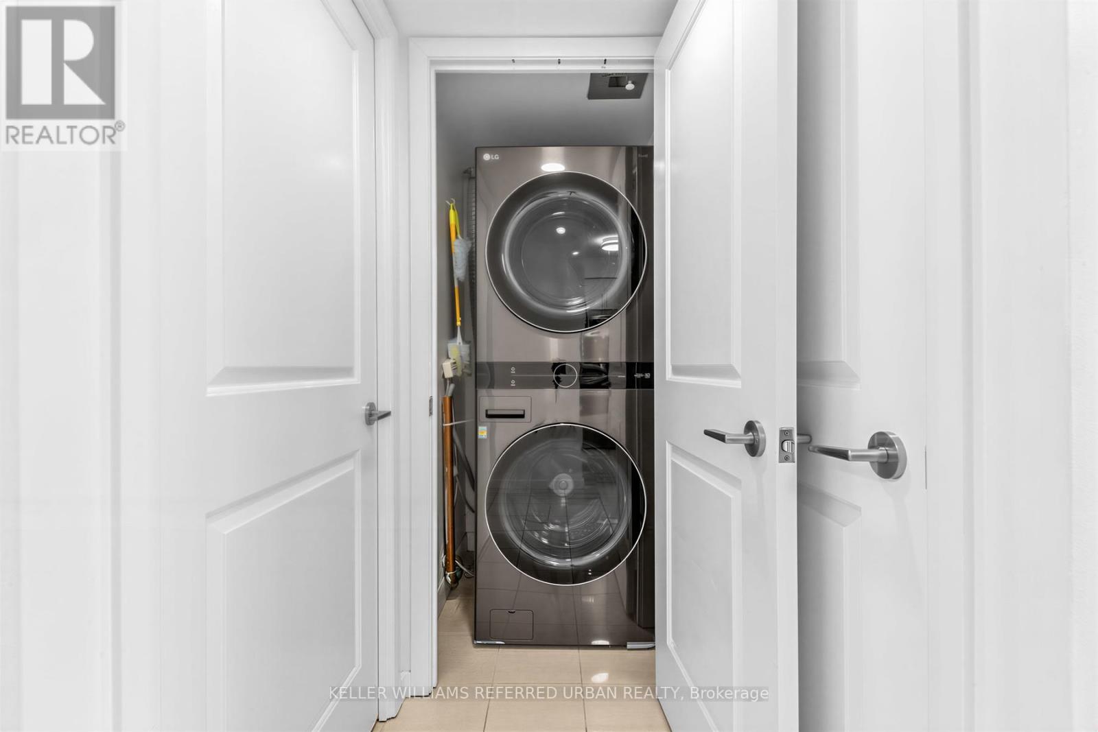 3507 - 4968 Yonge Street, Toronto, Ontario  M2N 7G9 - Photo 27 - C13053396