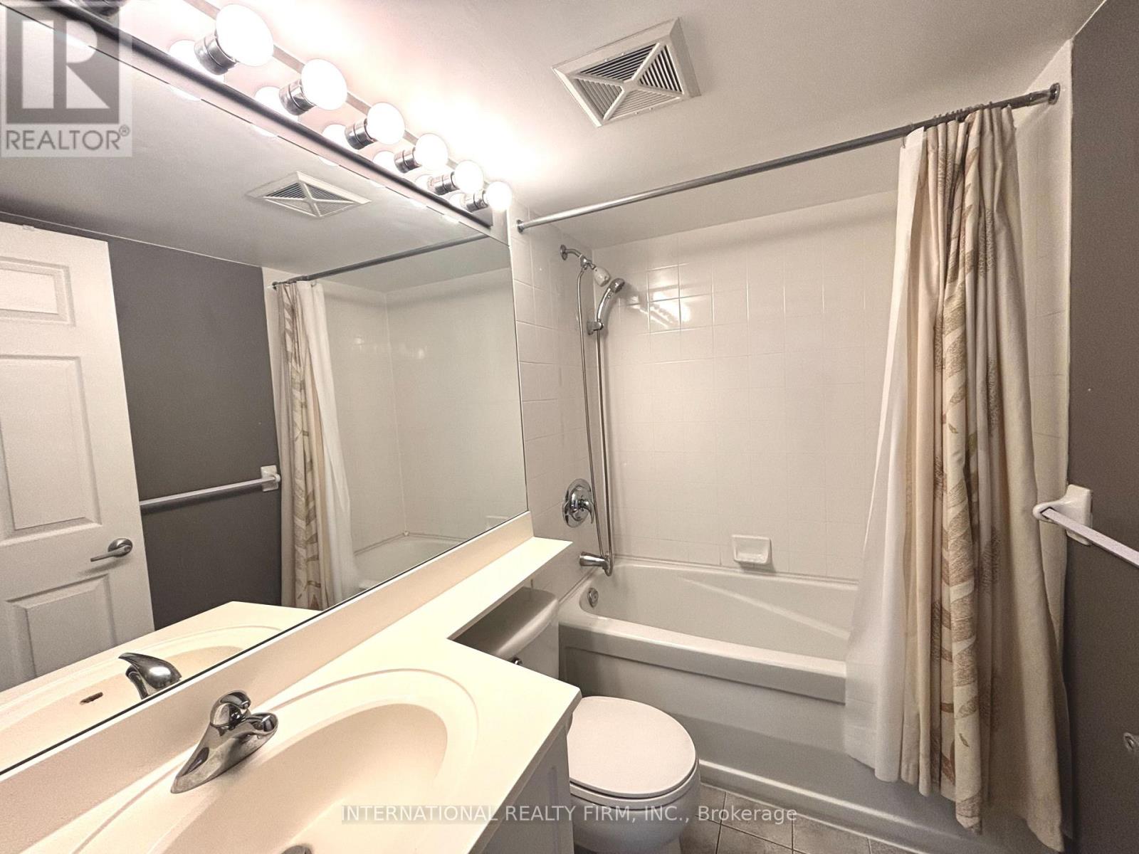 1014 - 1369 Bloor Street W, Toronto, Ontario  M6P 4J4 - Photo 10 - C13053470