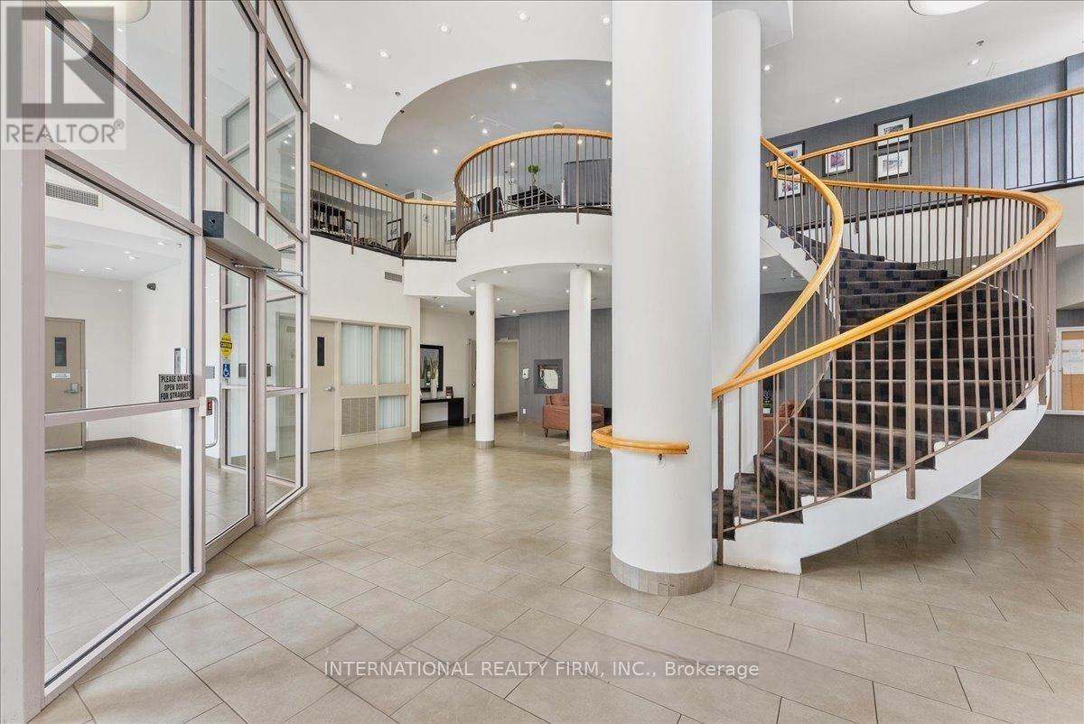 1014 - 1369 Bloor Street W, Toronto, Ontario  M6P 4J4 - Photo 2 - C13053470