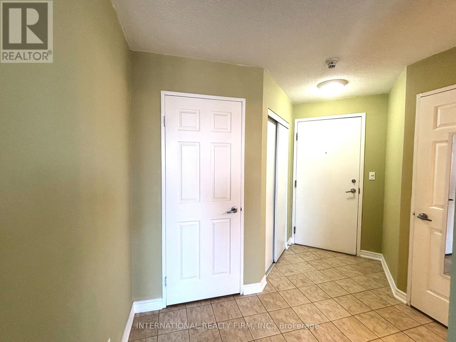 1014 - 1369 Bloor Street W, Toronto, Ontario  M6P 4J4 - Photo 8 - C13053470