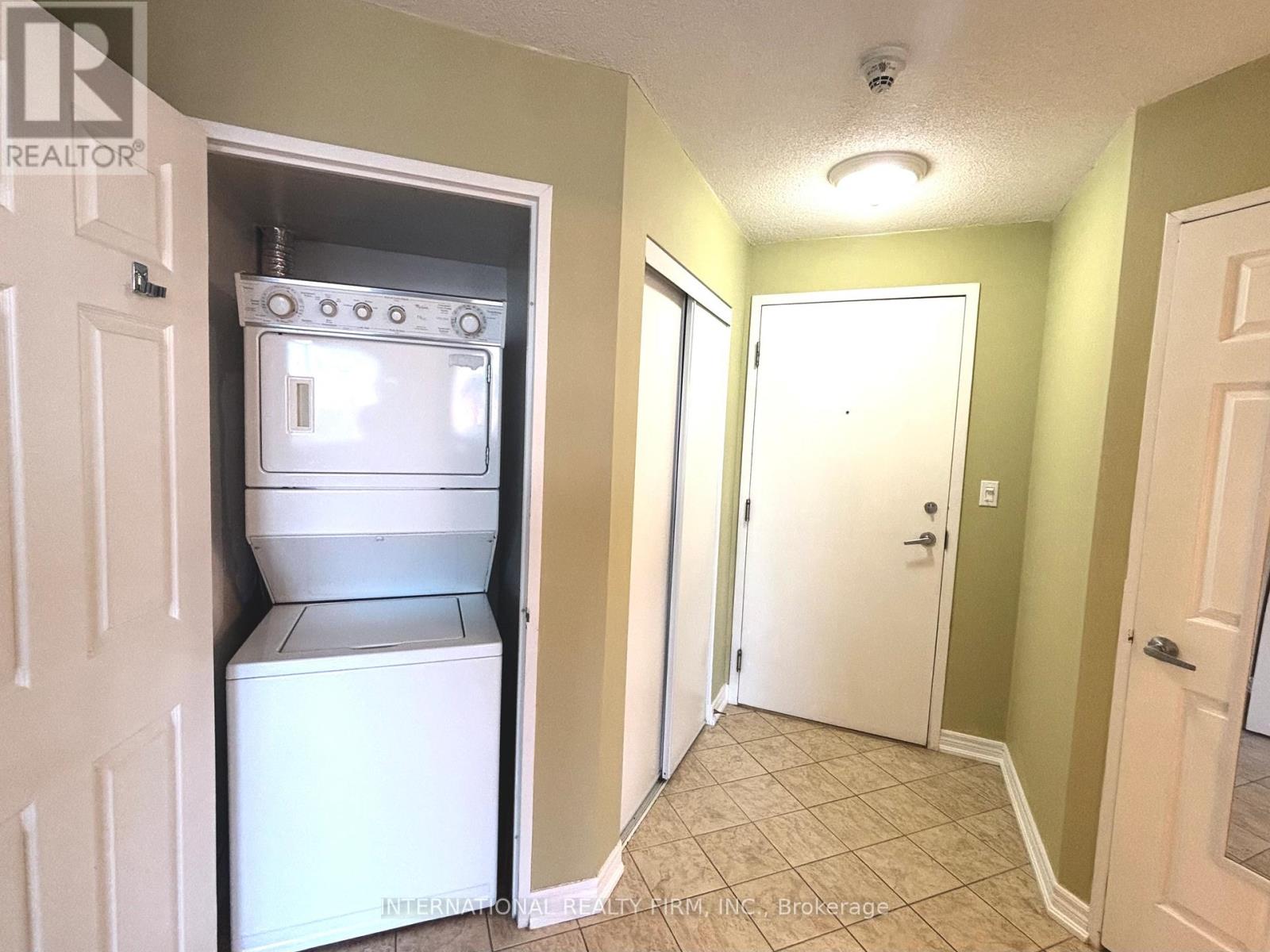 1014 - 1369 Bloor Street W, Toronto, Ontario  M6P 4J4 - Photo 9 - C13053470