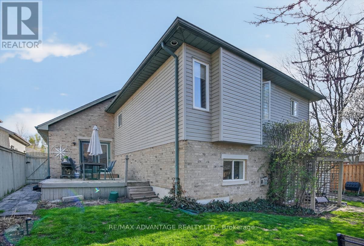 663 Thornwood Drive, London North, Ontario  N6H 5S6 - Photo 39 - X13053122