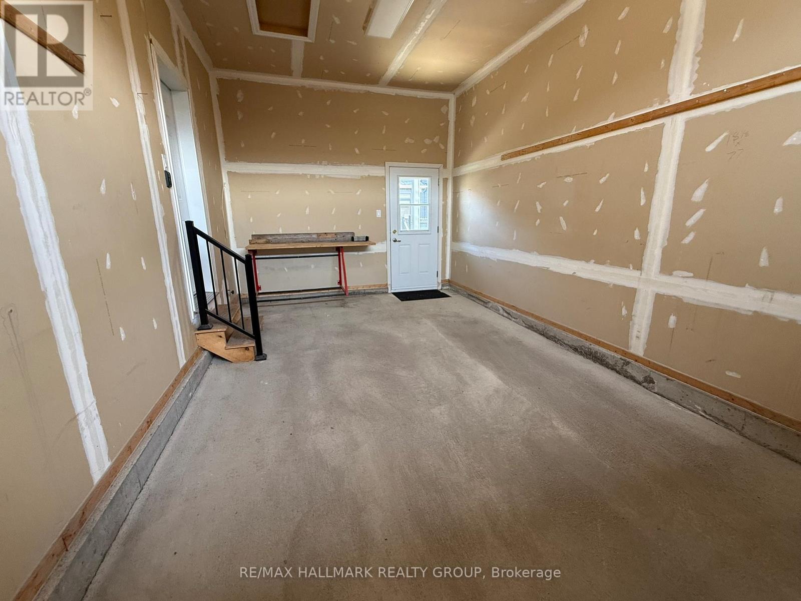 23 Solara Private, Clarence-Rockland, Ontario  K4K 0K9 - Photo 21 - X12897240