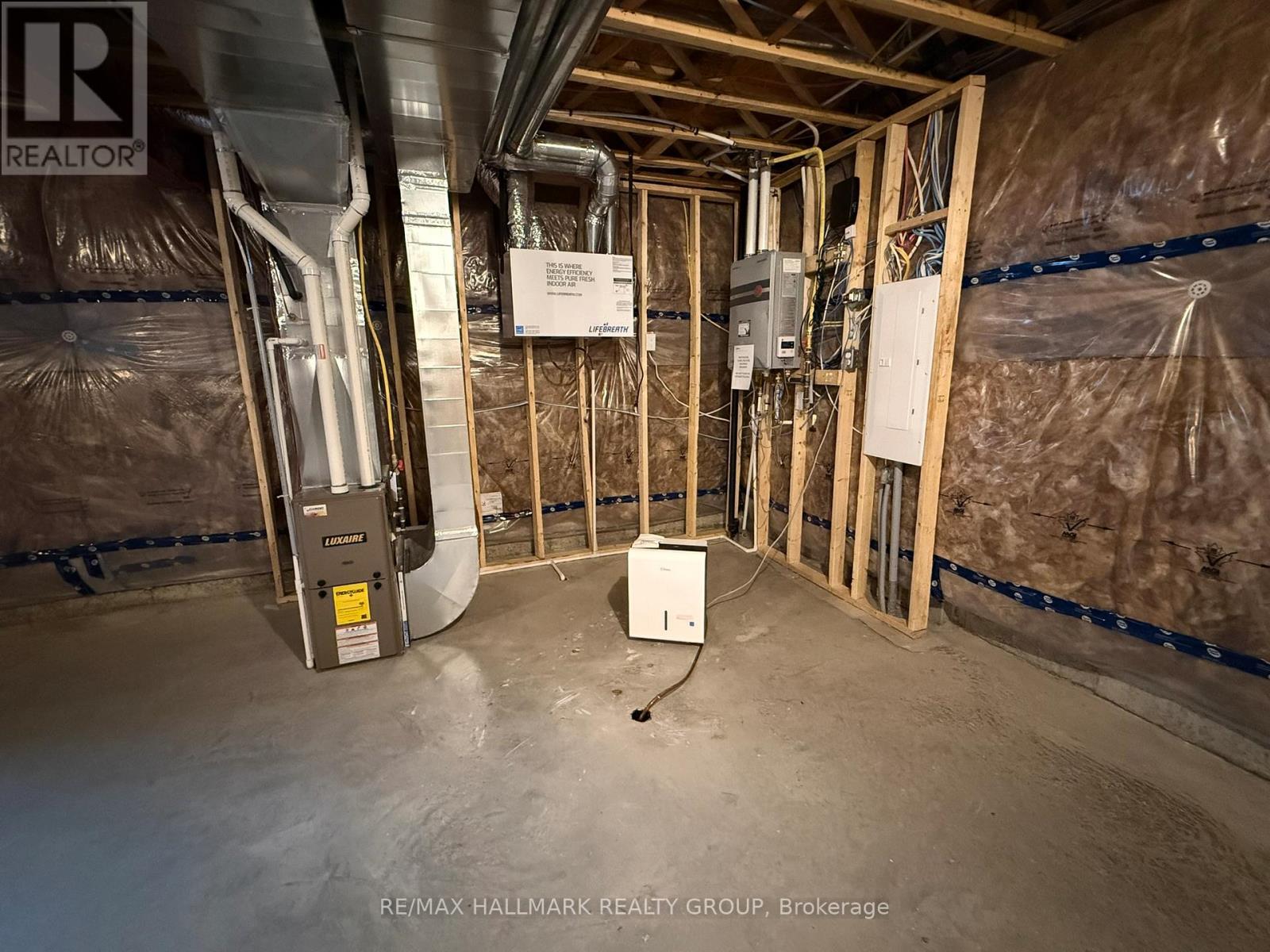 23 Solara Private, Clarence-Rockland, Ontario  K4K 0K9 - Photo 18 - X12897240