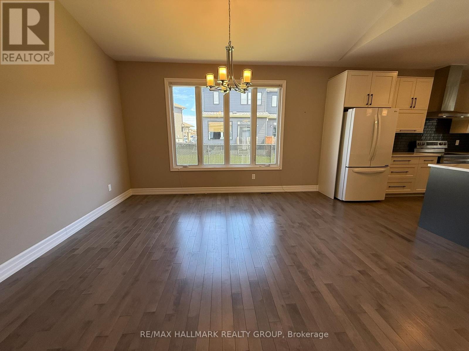 23 Solara Private, Clarence-Rockland, Ontario  K4K 0K9 - Photo 4 - X12897240