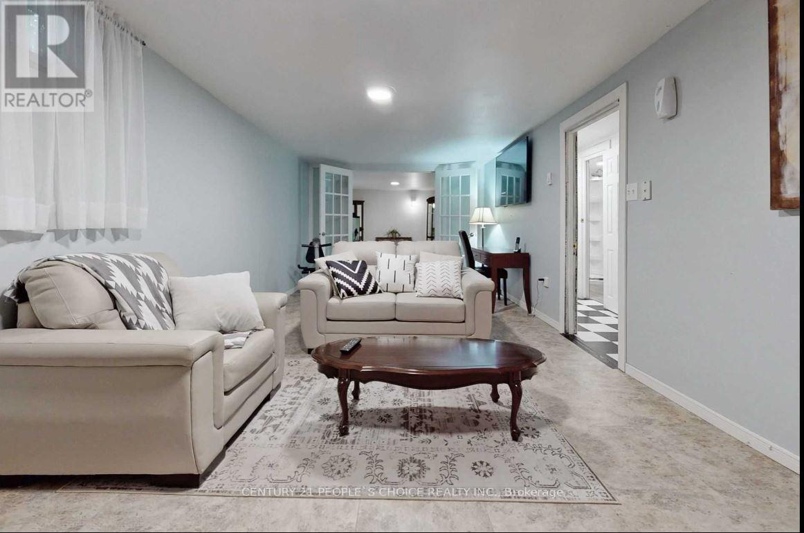 78 Claymore Crescent, Oshawa, Ontario  L1G 6G2 - Photo 25 - E13053246