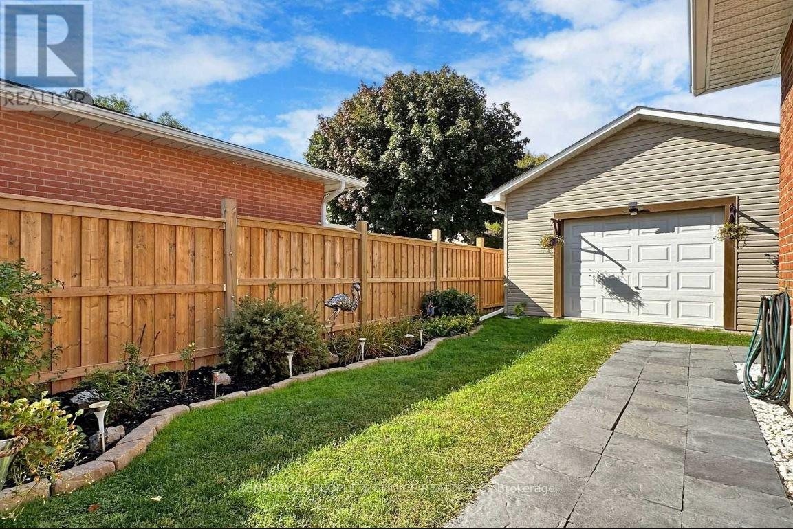 78 Claymore Crescent, Oshawa, Ontario  L1G 6G2 - Photo 32 - E13053246