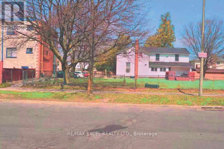 3315 Midland Avenue, Toronto, Ontario  M1V 4W7 - Photo 3 - E13053320