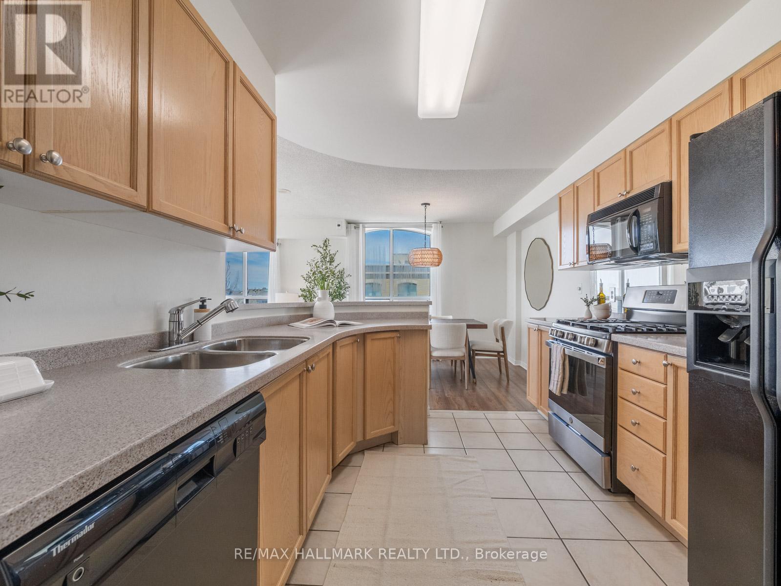 403 - 1797 Queen Street E, Toronto, Ontario  M4L 3Y5 - Photo 14 - E13053404