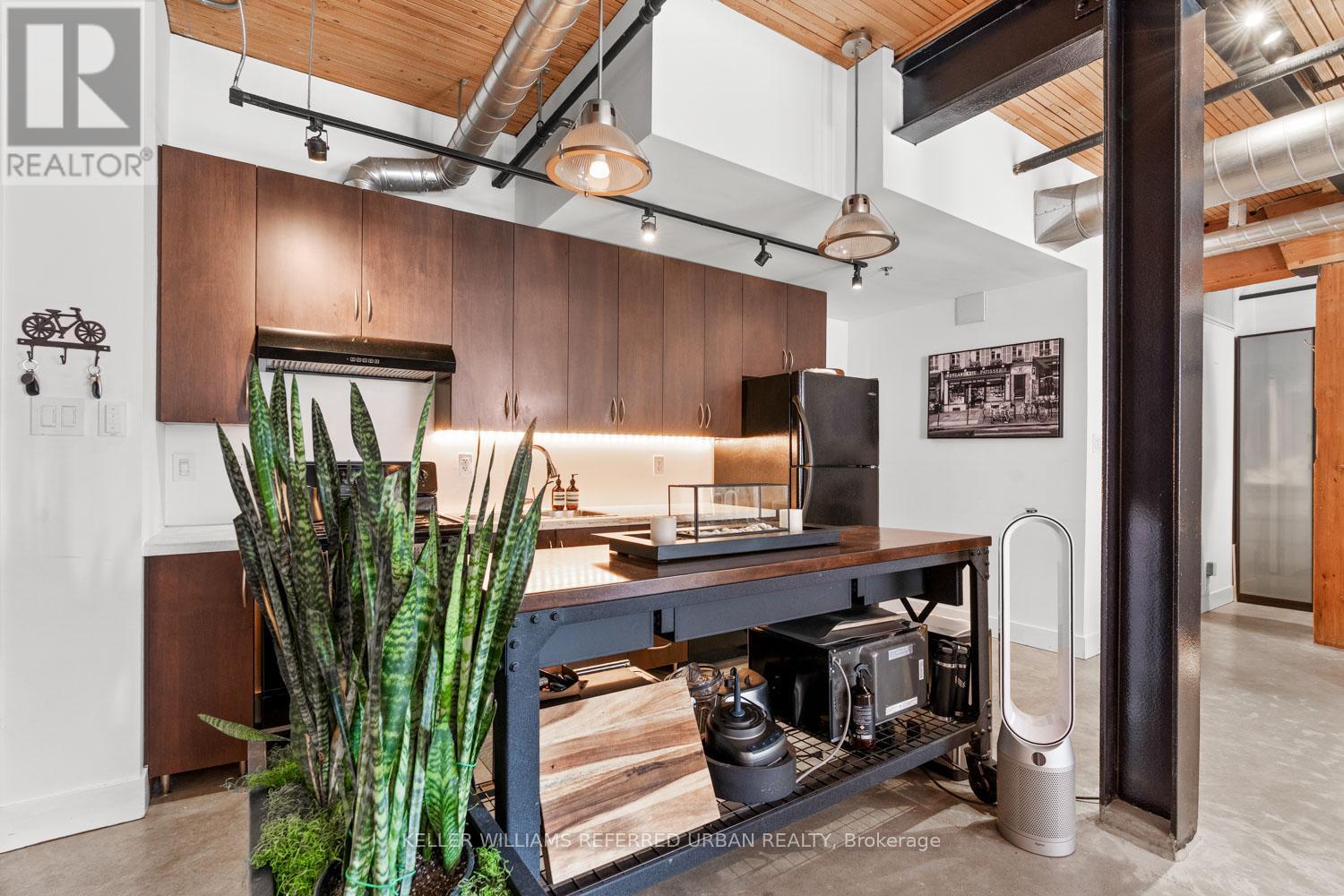 121 - 68 Broadview Avenue, Toronto, Ontario  M4M 2E6 - Photo 17 - E13053410