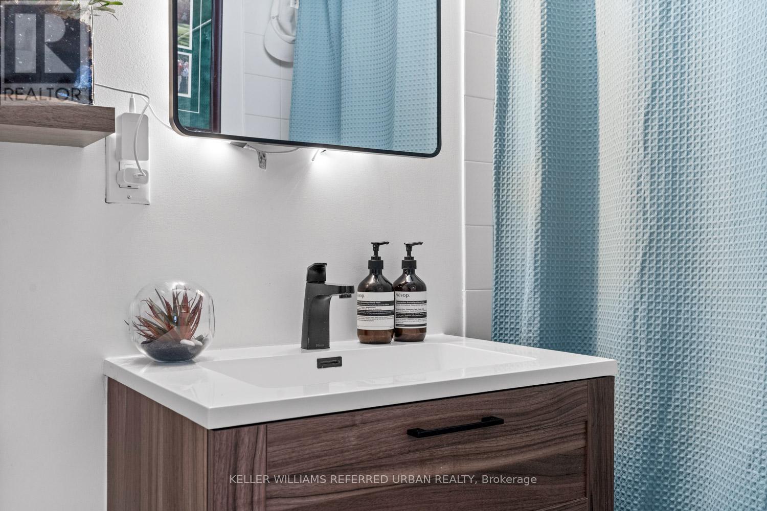 121 - 68 Broadview Avenue, Toronto, Ontario  M4M 2E6 - Photo 22 - E13053410