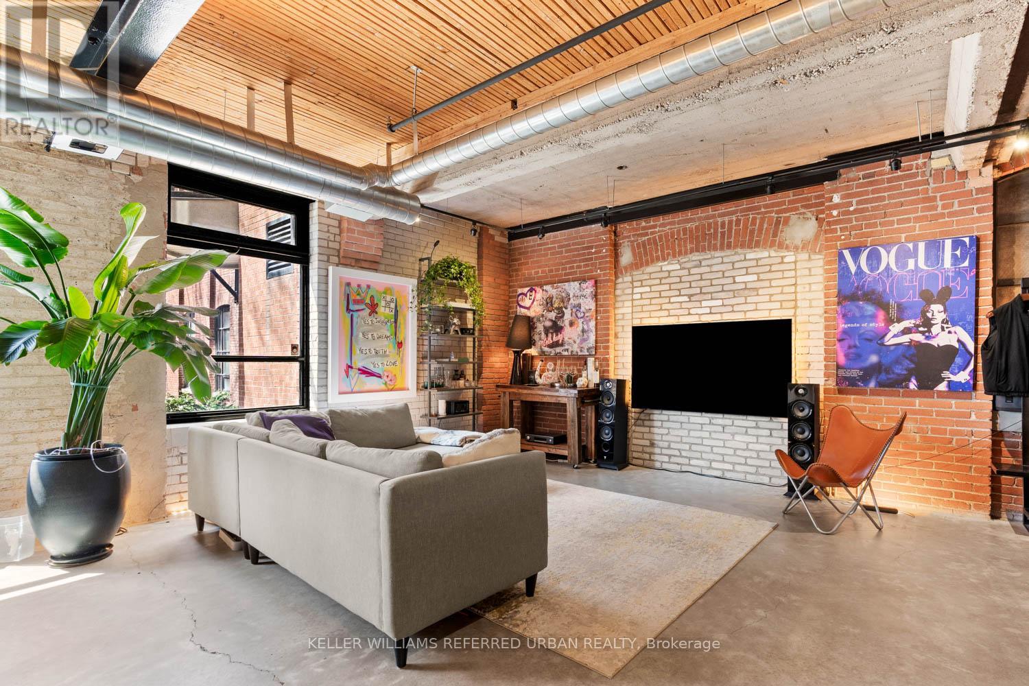 121 - 68 Broadview Avenue, Toronto, Ontario  M4M 2E6 - Photo 3 - E13053410