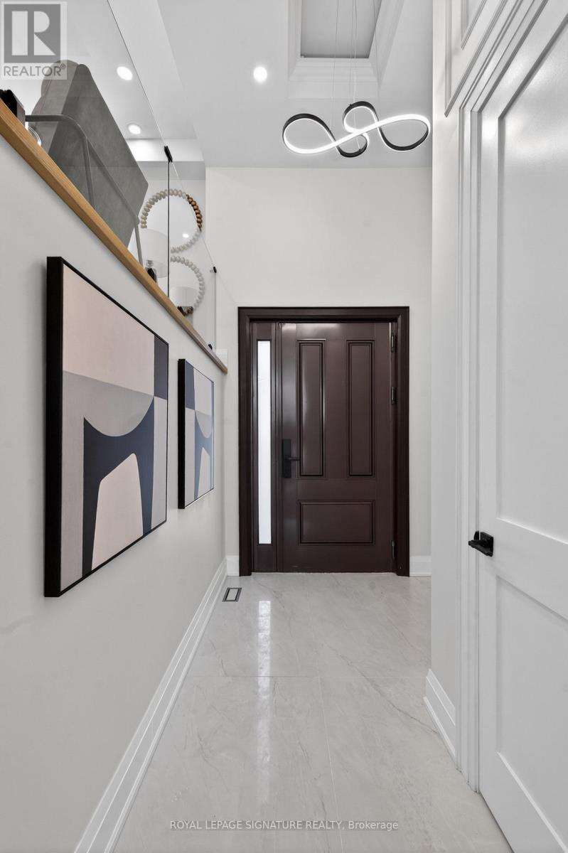 245 Ferris Road, Toronto, Ontario  M4B 1H2 - Photo 2 - E13053448