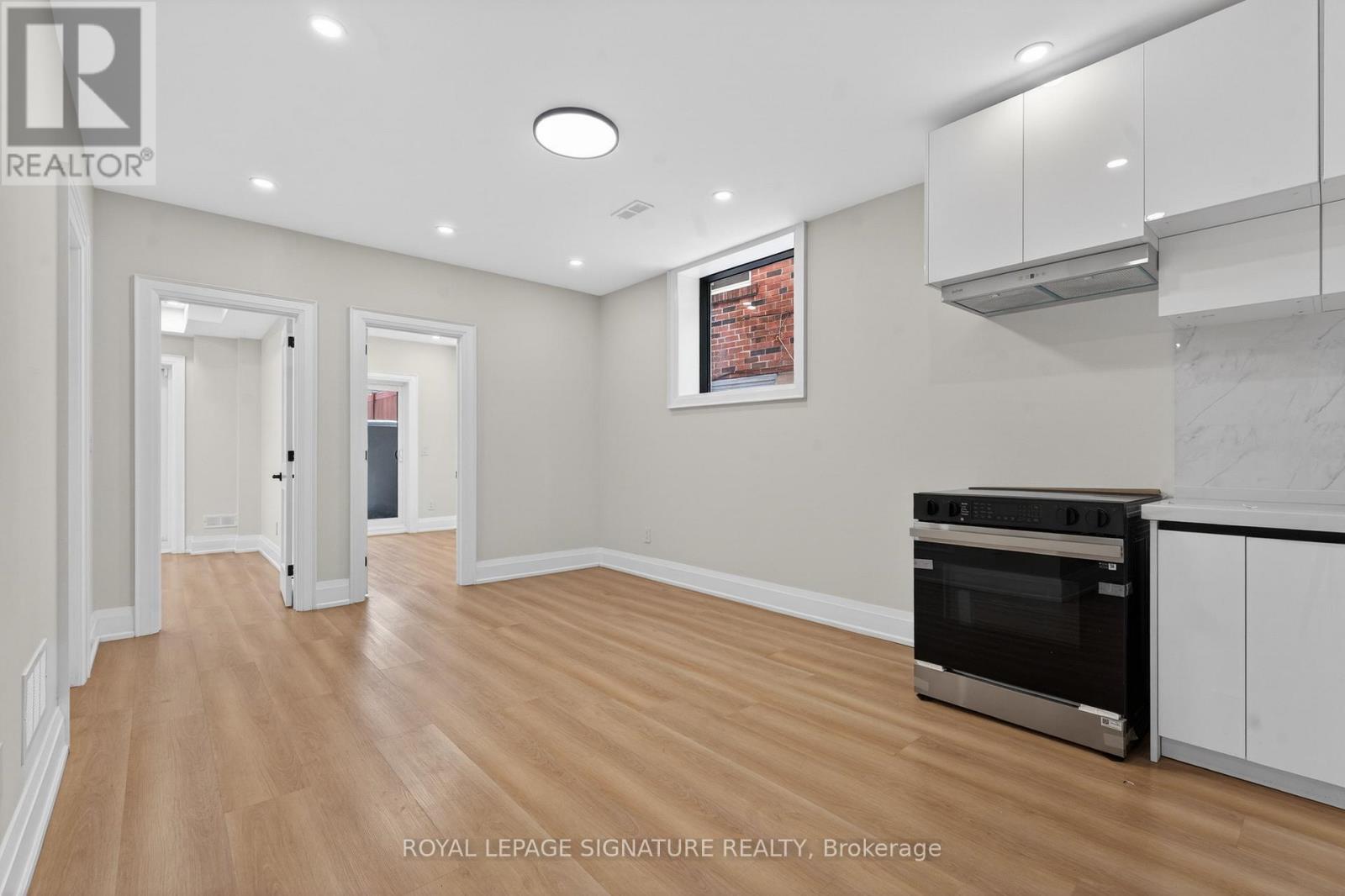 245 Ferris Road, Toronto, Ontario  M4B 1H2 - Photo 37 - E13053448